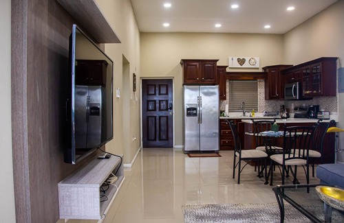 Havendale Apartment | Entire Luxurious One bedroom apartment with modern kitchen