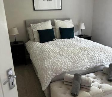 Oban Apartment | Entire Modern Apartment in Oban with Balcony