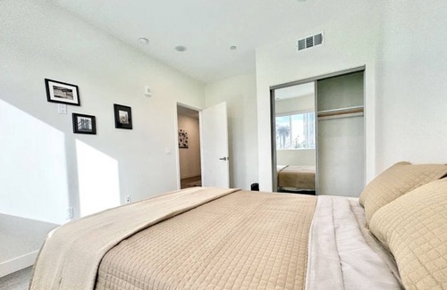 Pico-Union Apartment | ENTIRE UNIT 1BED+1BATH NREAR USC DTLA KTOWN
