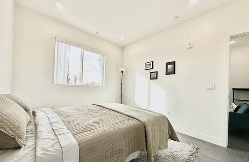 Pico-Union Apartment | ENTIRE UNIT 1BED+1BATH NREAR USC DTLA KTOWN