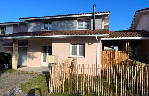 Aureilhan House | Entre L'océan, le lac et les Pins, Maison Agréable au Calme à Aureilhan/mimizan