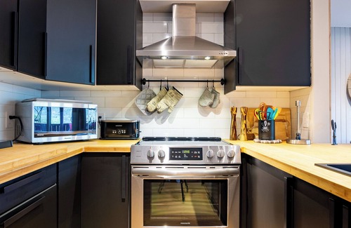Mont-Tremblant Condo | Epic Lake View | Panoramic View | Au Coeur De Tremblant | Wi-Fi