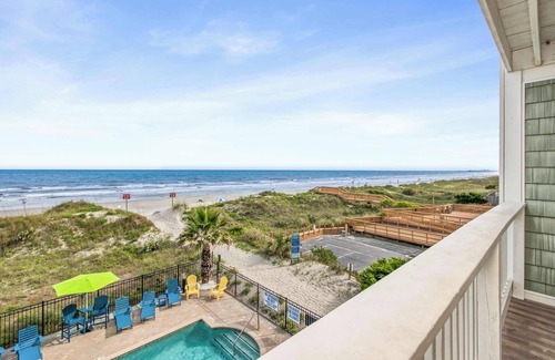 North Myrtle Beach House | EPIC Oceanfront,Sleep 36,Private Pool,SP