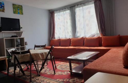 Garges-les-Gonesse Apartment | Equipped appartement near Paris CDG & Bourget