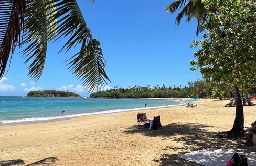 Cerro Gordo Apartment | Equipped beach apartment with kitchen, AC, WIFI, 1 Queen bed + 1 sofa bed.