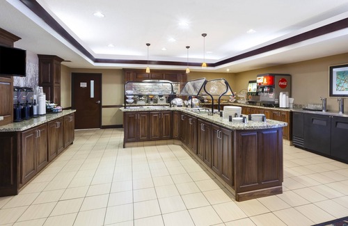 Columbia Condo | Equipped Suite near the University of Missouri | Fitness Center + Free Daily Breakfast