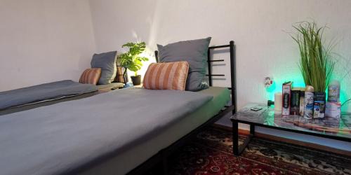 Kassel House | Erdgeschoss Ferienwohnung mit privater Küche, Badezimmer und WC, inkl Gratis Frühstück, Privat Parkplatz und WiFi