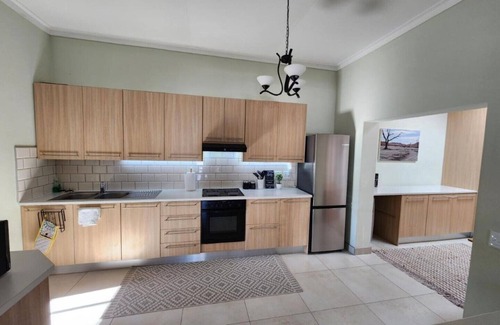 Windhoek Apartment | Eros Weg Family Flat