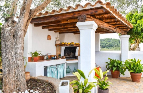 Sant Carles de Peralta Cottage | CASA LAS DALIAS