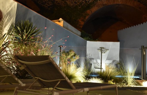 Cerbere Apartment | Escapade Idéale : Piscine, Plage & Terrasse