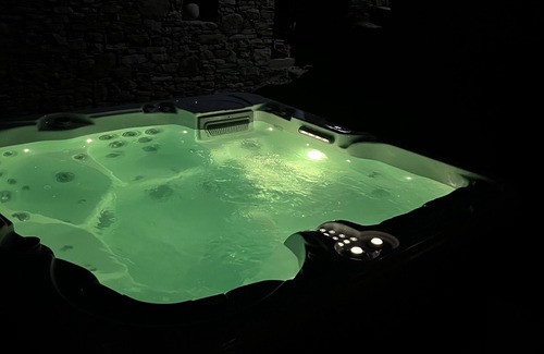 Bedarieux Other | Escapade Romantique Avec Jacuzzi Gîte Repaire du Causse
