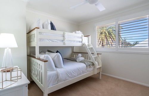 Shellharbour Apartment | Escape on Addison - Beautiful apartment