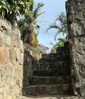 Praia dos Anjos House | ESCAPE PARA O PARAISO, Casa Mobiliada com PISCINA e Salão de jogos, 300mt da PRAIA