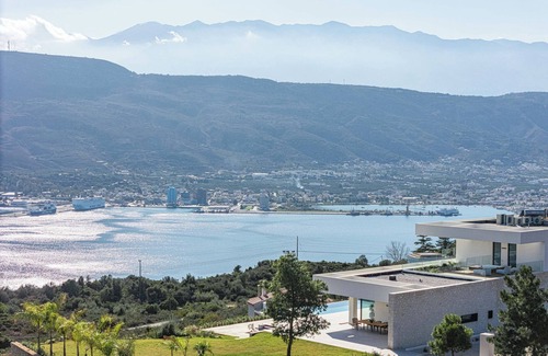 Pitharion Villa | Escape the Ordinary and Embrace a Fantasy by etouri