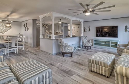 Chapin House | Escape to Lake Murray with this large close-in home, packed with amenities.