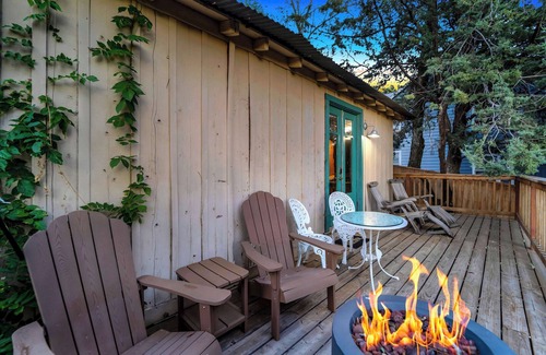 Julian House | Escape to Rustic Studio | Fireplace + Modern Comfort
