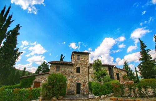 Radda in Chianti Apartment | Escape to Vineyards, Elba