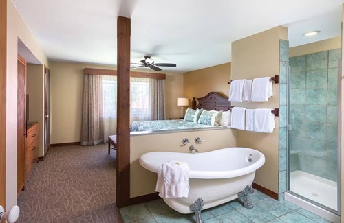 Kailua-Kona Resort | Escape to Wyndham Kona Hawaiian: Island Vibes, Spacious Villas & Beach Bliss