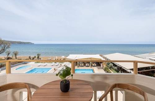 Kato Stalos Apartment | Esperides Beach Hotel Apartments