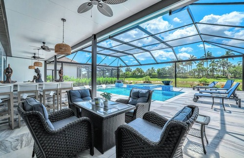 Naples House | Esplanade by the Islands