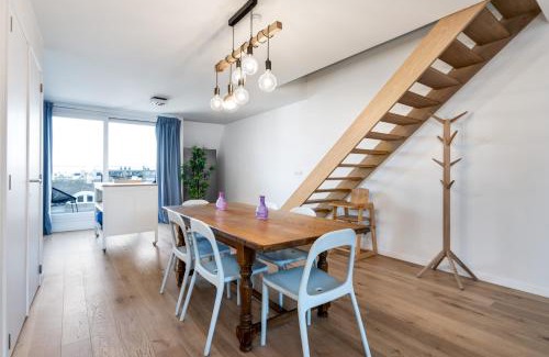 Wenduine Apartment | Espresso Duplex app aan zee met terras & parking