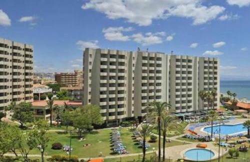 Carihuela Apartment | ESTUDIO RECIEN REFORMADO EN HOTEL 1 LINEA PLAYa