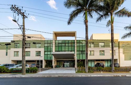 Lagoa Santa Hotel | eSuites Lagoa Santa
