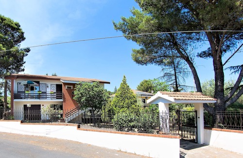 Pedara Villa | EtnaFamilyHouse - Villa with garden at the foot of Etna