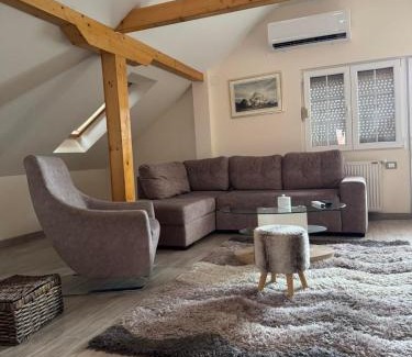 Central Serbia Ski Chalet | Etno selo Milanovic - Nonac