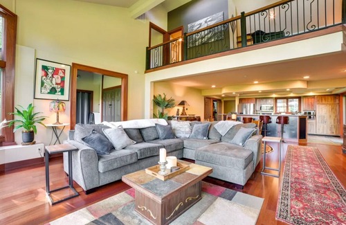 Charlevoix House | European Style Villa:
