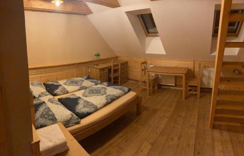 Adamov House | EVC Švýcárna
