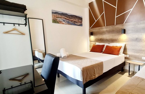Thiers Hotel | Evelia Hotels