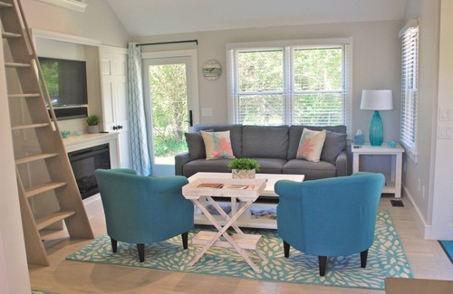 Nantucket Cottage | EVERGREEN ESCAPE: Private Cottage close to South Shore Beaches