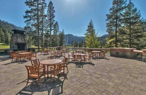 Olympic Valley Apartment | Everline Resort & Spa, 1 Bedroom w/Kitchenette, Ski in/out