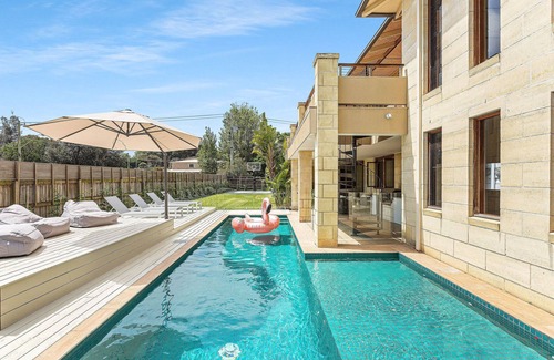 Portsea House | Everything Portsea, location, views, pool, entertaining, fun! (sleeps 14)