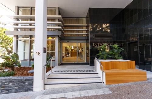 Brisbane Central Business District Apartment | Evolution Apartments