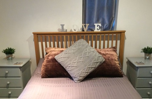 Sheringham Cottage | Ex-Fishermans Seaside Flint Cottage