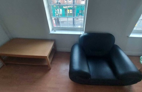 Edgware Apartment | Ex-Large Room at Edgware Station with Kitchen-Bath
