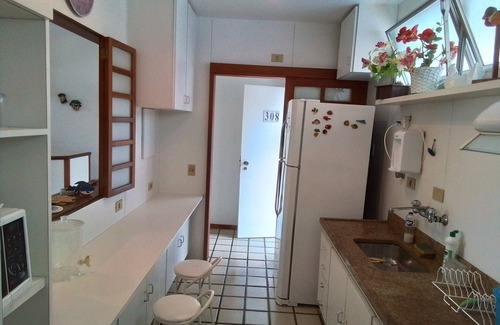 Vila Julia Apartment | Excel 3 Dorm 80 Metros Praia, 1 min a pé Praia Enseada, Próx Hotel Casa Grande