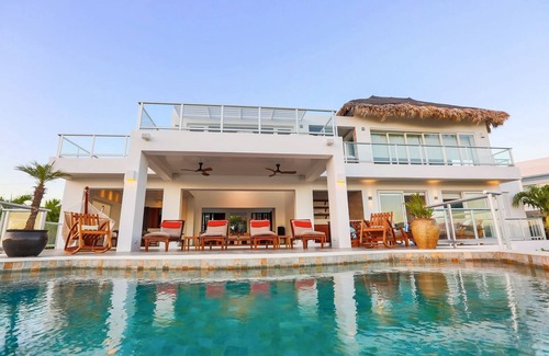 San Juan del Sur House | Exceptional Home 100+ Superb Reviews, Cook, Cleaning, Concierge, Guard