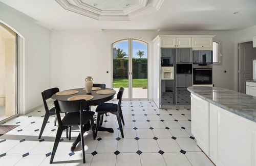 Guerrevieille House | Exceptional Panorama, Near the Sea, private domain