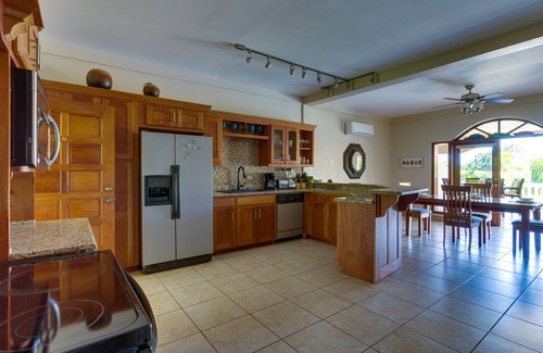 Placencia Villa | Exclusive 2BR Villa w/Shared Pool, Beach Relaxing