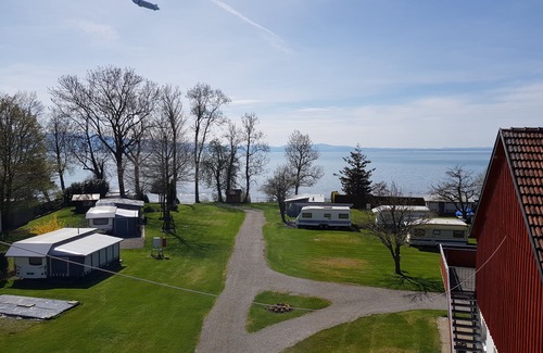 Nonnenhorn Apartment | Exclusive 4 room non-smoking apartment (100sqm) max. 4 persons with bathing beach