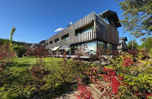 Ohningen House | Exclusive 5-room maisonette architect's house with panoramic lake view and penthouse roof terrace