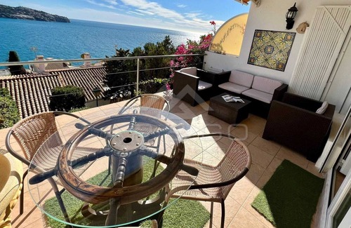 Almunecar Ski Chalet | Exclusive Alhambra Chalet Bay Views