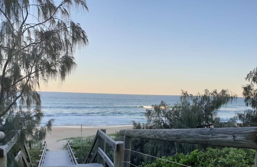 Yaroomba House | Exclusive and Tranquil Beachside Retreat