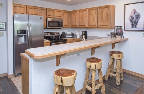 Edwards Condo | Exclusive Arrowhead Village Condo, Steps from the Lift, garage, ski locker!