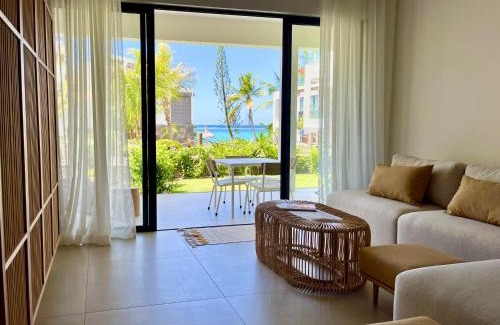 Belle Mare Apartment | Exclusive beachfront apartment