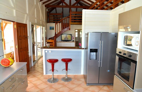 Le Diamant Villa | Exclusive Creole villa with private pool and Jacuzzi. Close to beach.