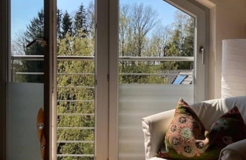 Passau Apartment | Exclusive holiday apartment (70 sqm), flooded with light with WiFi